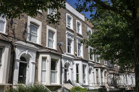 2 bedroom flat for sale, Vicarage Grove, Cambewell, SE5