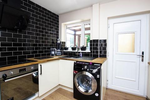 2 bedroom townhouse for sale, Redvers Road, Darwen