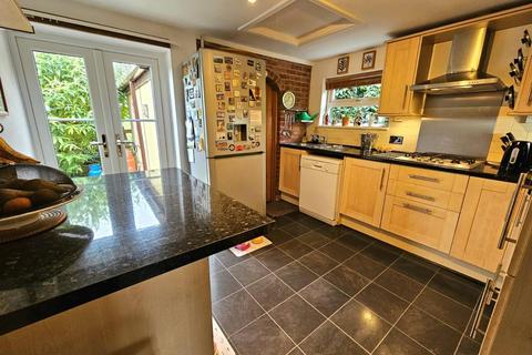 2 bedroom house for sale, Stambourne Villa, Wanswell, Berkeley