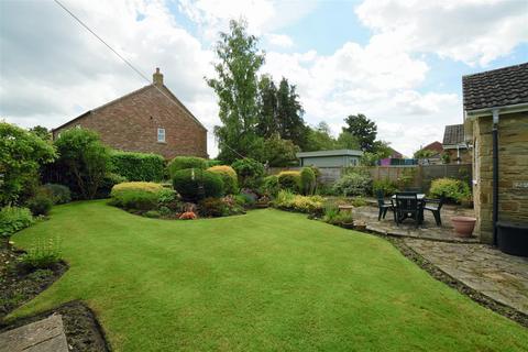 3 bedroom detached bungalow for sale, Orchard Way, Strensall, York