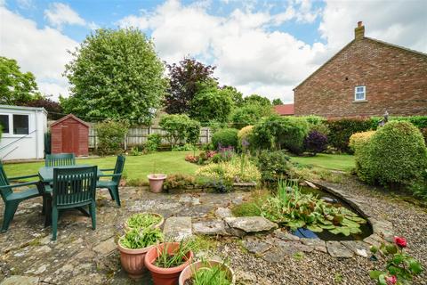 3 bedroom detached bungalow for sale, Orchard Way, Strensall, York