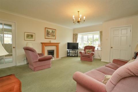 3 bedroom detached bungalow for sale, Orchard Way, Strensall, York