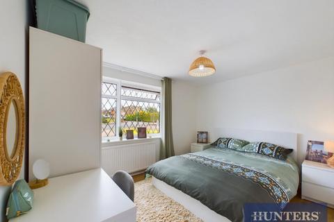 2 bedroom semi-detached bungalow for sale, Harewood Avenue, Bridlington