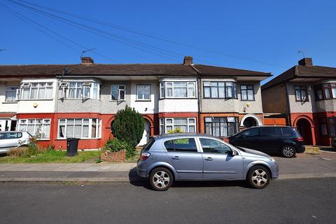 4 bedroom terraced house to rent, Jarrow Road, Chadwell Heath, RM6