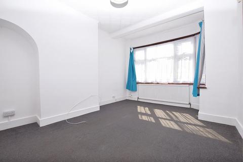 4 bedroom terraced house to rent, Jarrow Road, Chadwell Heath, RM6