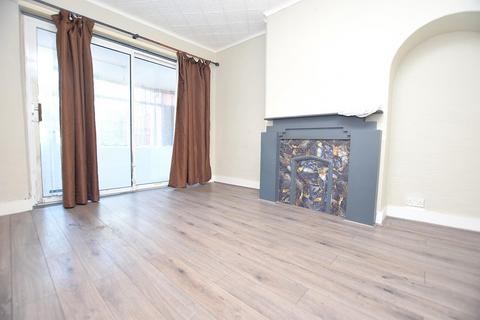 4 bedroom terraced house to rent, Jarrow Road, Chadwell Heath, RM6