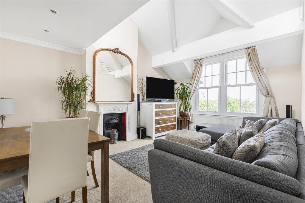 James anderson-flat b  313 upper richmond road-sw1