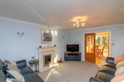 4 bedroom detached house for sale, Hillcote Close, Fulwood, Sheffield