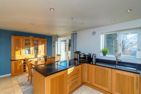 4 bedroom detached house for sale, Hillcote Close, Fulwood, Sheffield