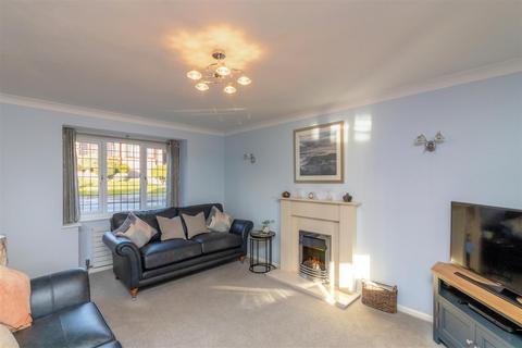 4 bedroom detached house for sale, Hillcote Close, Fulwood, Sheffield