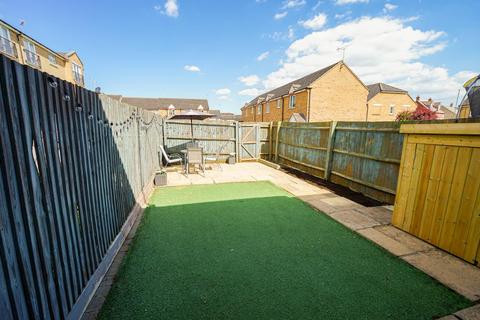 3 bedroom terraced house for sale, Dimmock Close, Leighton Buzzard