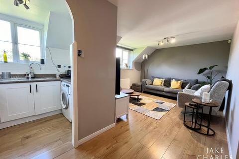 2 bedroom apartment for sale, Boleyn Way, Barnet EN5