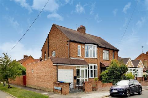 3 bedroom semi-detached house for sale, Birkbeck Road, Enfield EN2