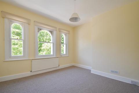 2 bedroom flat for sale, Cornwallis Gardens, Hastings