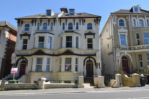 2 bedroom flat for sale, Cornwallis Gardens, Hastings