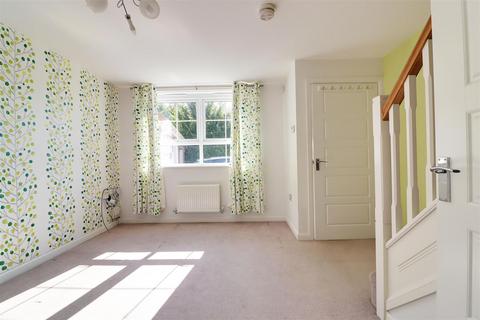 2 bedroom semi-detached house for sale, Calvert Lane, Hull