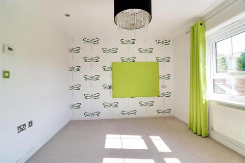 93 Calvert Lane, Hull, HU4 6DF