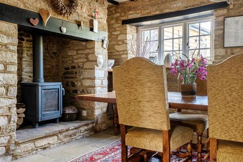 5 bedroom detached house for sale, Burford Road, Black Bourton, Bampton