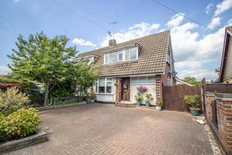 3 bedroom semi-detached house for sale, The Ridings, Rochford SS4