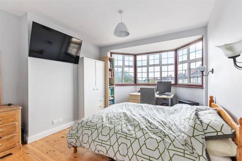 141 Camborne Road, Morden, SM4 4JN