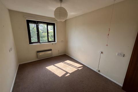 2 bedroom retirement property for sale, Langley Road, Chippenham