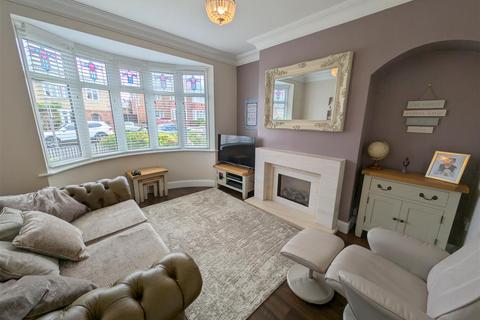 3 bedroom semi-detached house for sale, Swaledale Avenue, Darlington