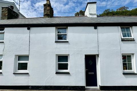 2 bedroom terraced house for sale, Abererch Road, Pwllheli