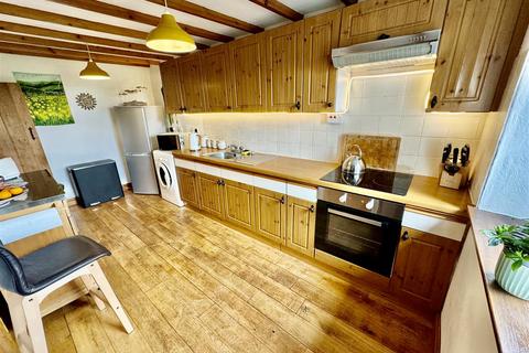 2 bedroom end of terrace house for sale, Mynydd Glas, Garndolbenmaen