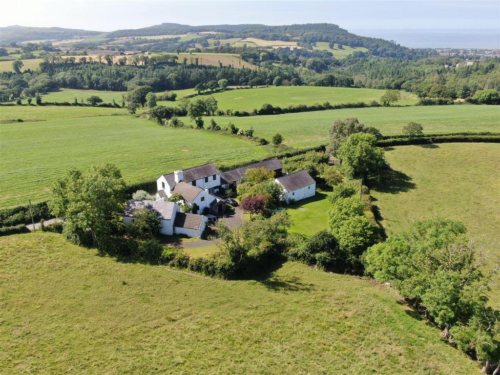 Gwreiddyn, Moelfre, Abergele. LL22 9RE 5 bed detached house for sale