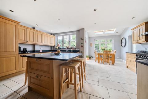 5 bedroom semi-detached house for sale, Hillcrest Road, Orpington BR6