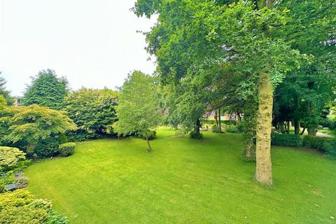 4, The Sycamores Vesey Close, Sutton Coldfield, B74 4QL