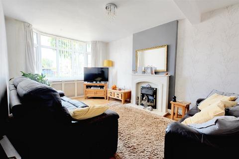 3 bedroom semi-detached house for sale, Lilac Crescent, Beeston, Nottingham