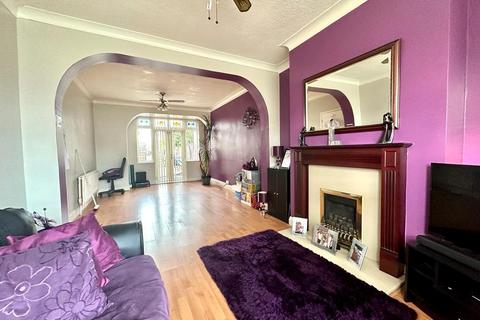 3 bedroom semi-detached house for sale, Thames Road, Redcar