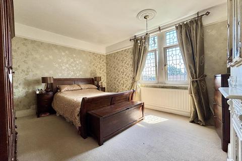 4 bedroom house for sale, Aberford Road, Woodlesford, Leeds