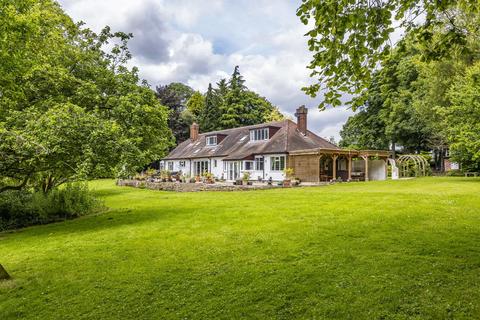 6 bedroom detached house for sale, Hockerton Road, Newark NG22