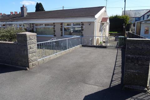 2 bedroom semi-detached bungalow to rent, Bryn Henllan, Brynna, Pontyclun, CF72 9SG