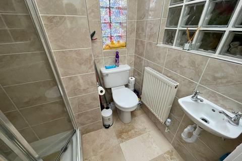 3 bedroom house to rent, Easterly Close, Brackla, Bridgend