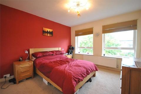 1 bedroom apartment to rent, Manor Road