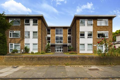 1 bedroom apartment to rent, Manor Road