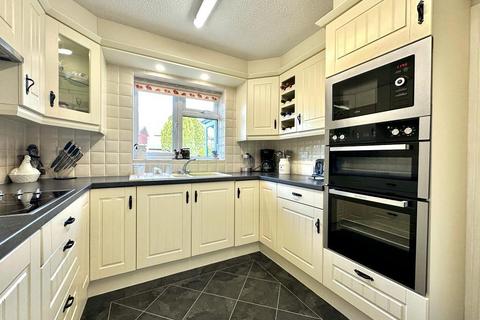 4 bedroom detached house for sale, Stoupe Grove, Redcar
