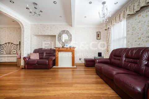 81 Kenmore Road, Harrow, HA3 9EY