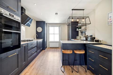 2 bedroom flat for sale, Gloucester Street, London, SW1V