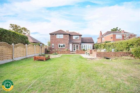 4 bedroom detached house for sale, Bawtry Road, Bessacarr, Doncaster