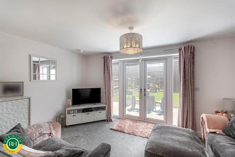 2 bedroom semi-detached house for sale, Blackberry Road, Doncaster