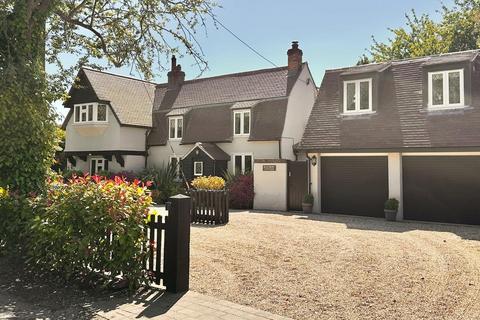 5 bedroom detached house for sale, Kelvedon Road, Wickham Bishops