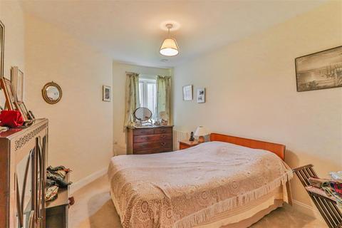 1 bedroom apartment for sale, Tyefield Place, Hadleigh