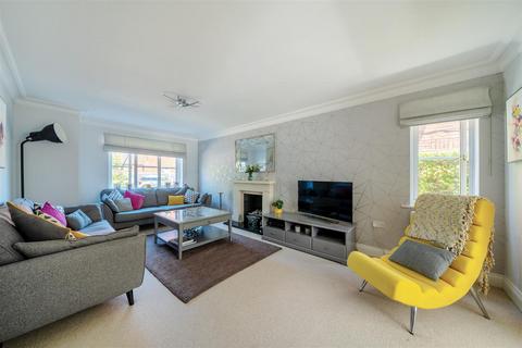4 bedroom detached house for sale, Hunters Mews, Fontwell