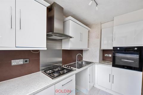 2 bedroom flat for sale, Dolphin Court, Hove Street, Hove