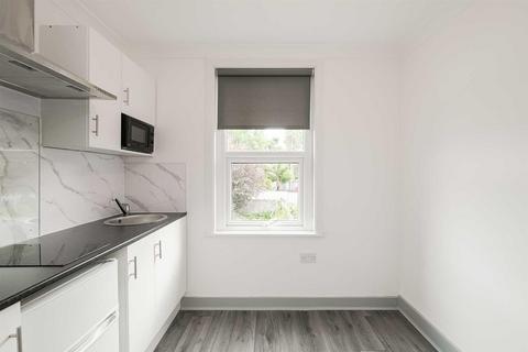 undefined, Chestnut Avenue North, Walthamstow, E17