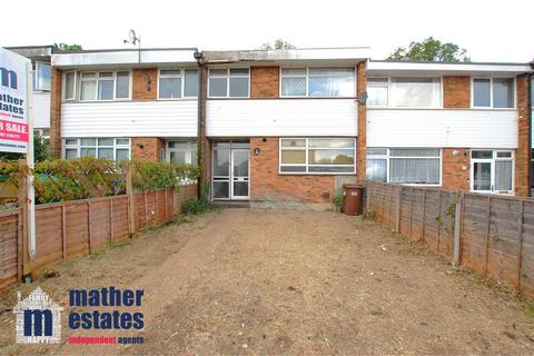 3 bedroom terraced house for sale, Wood Close, Hatfield